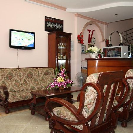Thien Vu Hotel Ho Chi Minh City Exterior photo