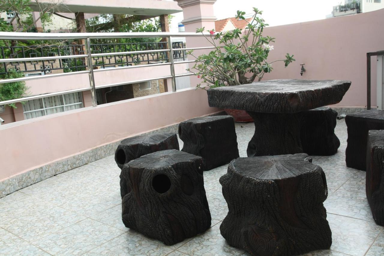 Thien Vu Hotel Ho Chi Minh City Exterior photo
